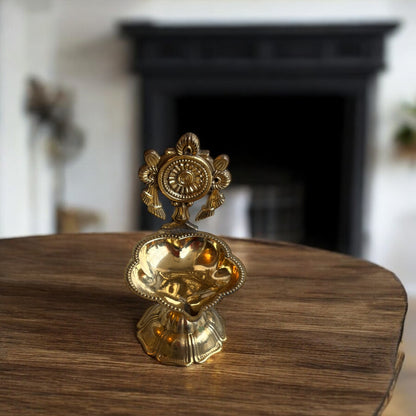 Floral Design Diya, Deep with Shankh. Made of Brass | 3in