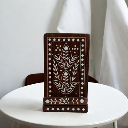SacredFig Wooden Mobile Holder – 8x5 Inch | Handcrafted Stand with Inlay Detailing | Elegant Tabletop Accessory