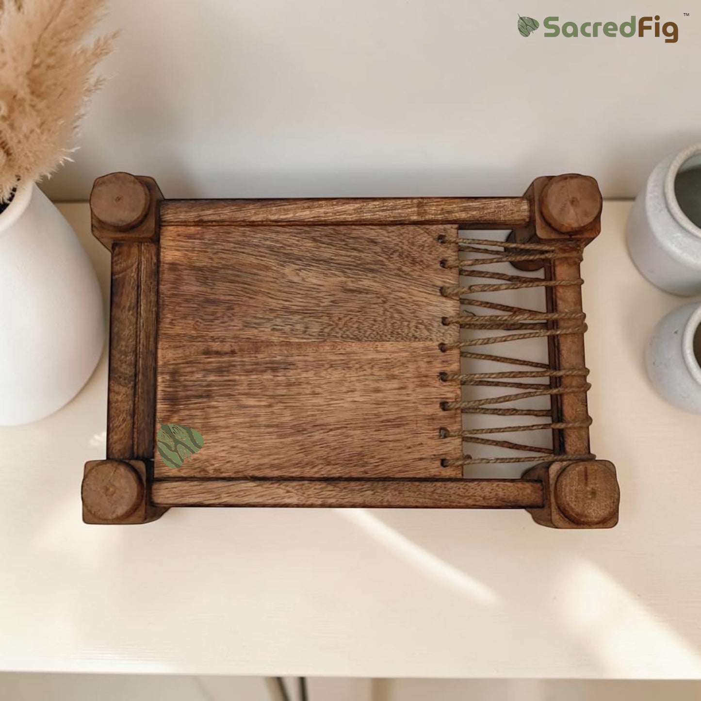 SacredFig Cot Design Tray | Wooden Serving Tray in rustic finish | Natural grain pattern (26x17 cm)