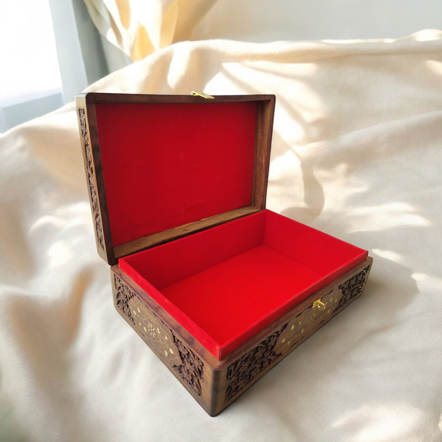 SacredFig Luxe Jewellery Box – 15x10 Inch | Brass-Inlaid Infinity Flower Design | Handcrafted Heirloom Organizer