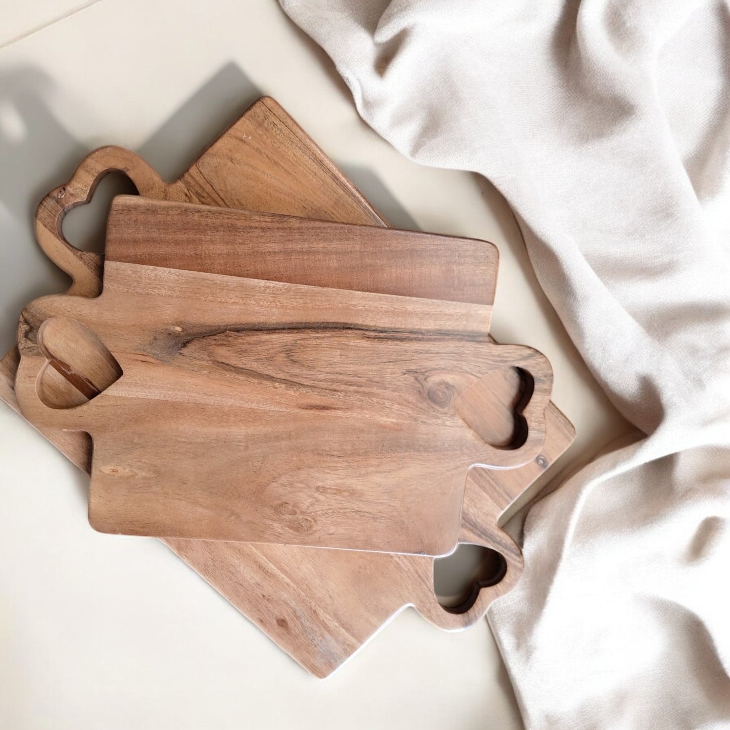 SacredFig Acacia Wood Chopping Board | High quality solid wood Cutting Board | S 16 in | L 19 in